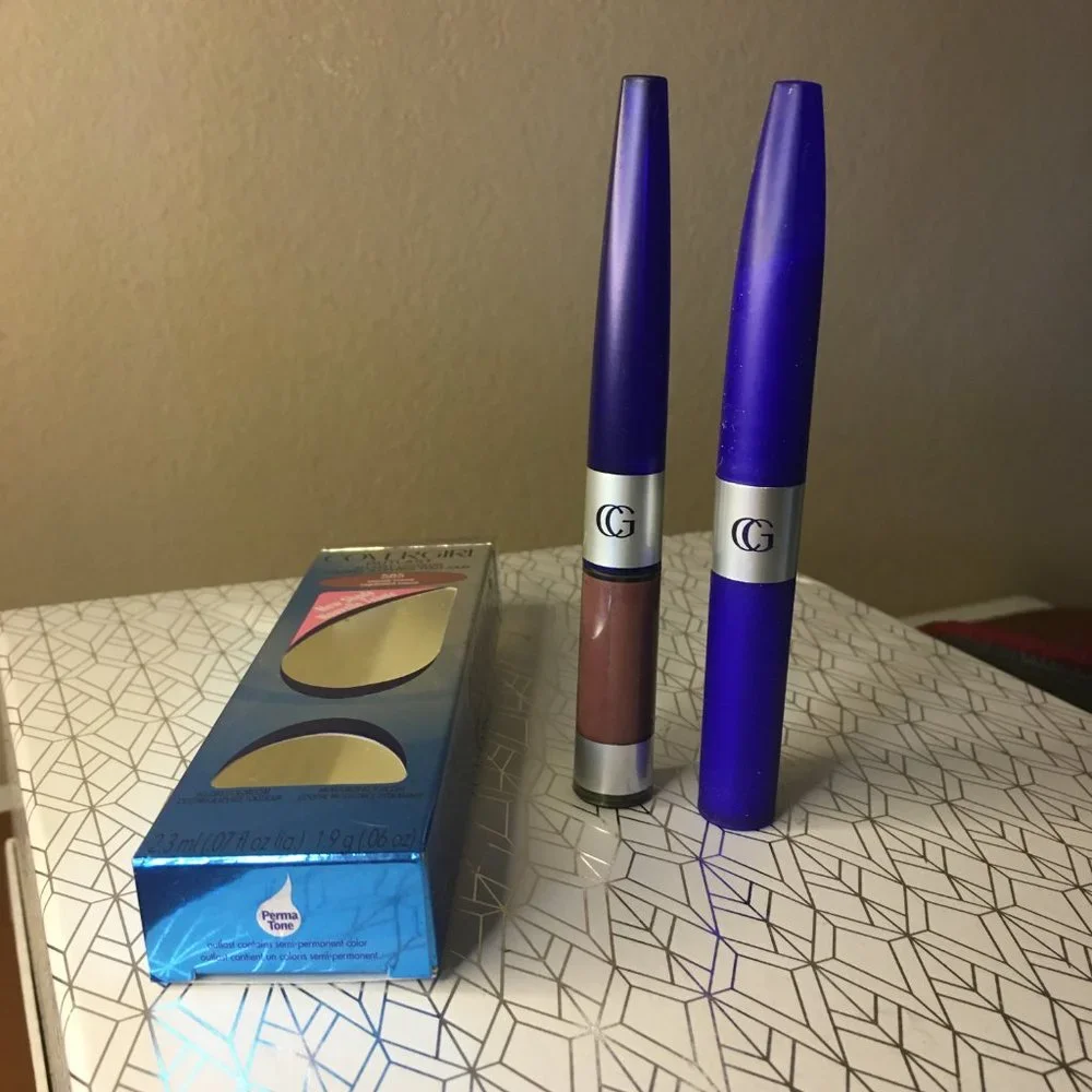 COVERGIRL Outlast All-Day Lip Color w/Moisturizing Topcoat 💋 RETIRED COLOR!!